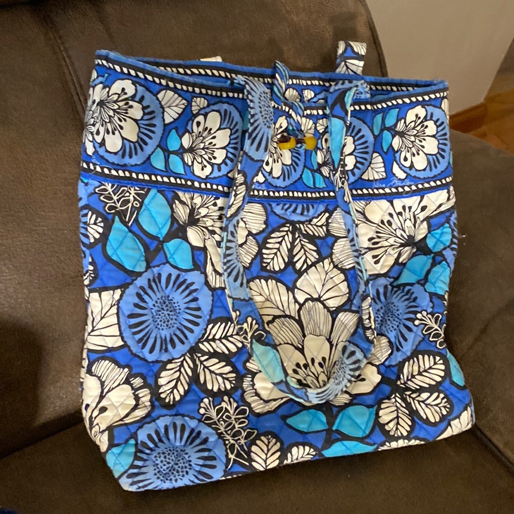 Vera Bradley tote